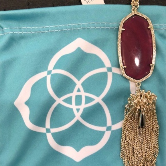 Kendra Scott Rayne Necklace. - Picture 2 of 4